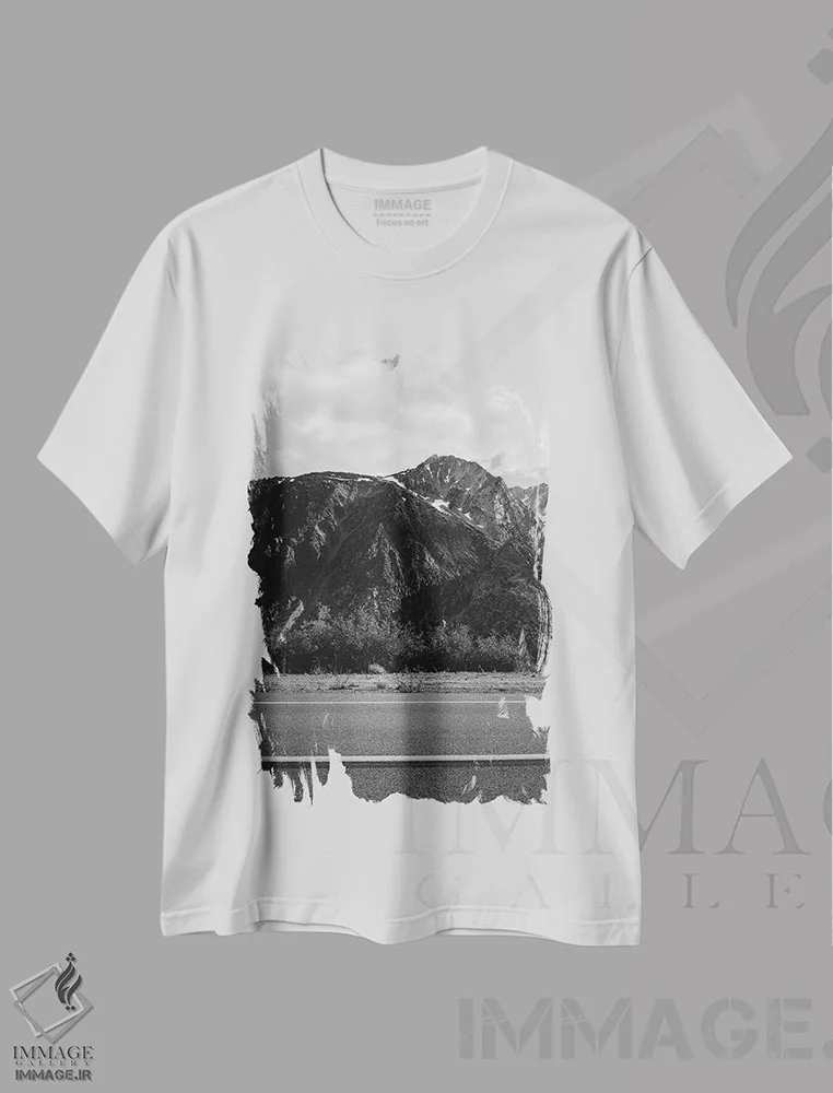 تیشرت سفید طرح دار جاده های یوسیمیتی سیاه و سفید دوم، عکاسی سیاه و سفید اثر بثانی یانگ | immage.ir