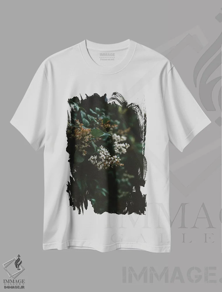 تیشرت سفید طرح دار شکوفه های واشنگتن، مدیوم اثر بثانی یانگ | فروشگاه ایماژ