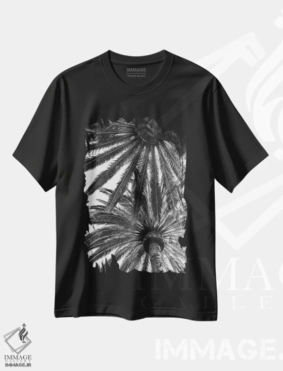 تیشرت مشکی طرح دار نخل های ونیز، عکاسی سیاه و سفید اثر بثانی یانگ | immage.ir