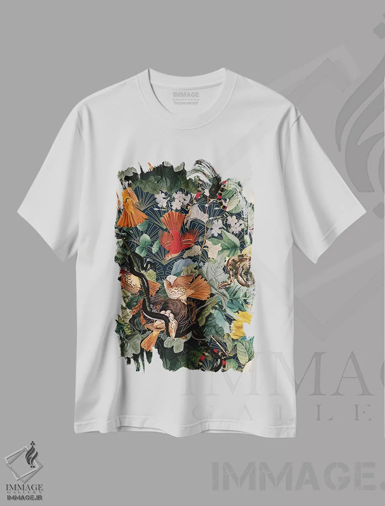 تیشرت سفید طرح دار پرندگان و مارها، دکور بوهمی اثر برجو کورکماز یورک | immage.ir