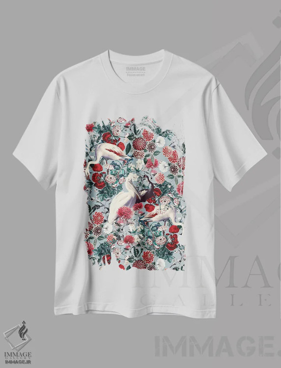 تیشرت سفید طرح دار گل ها و پرندگان XIV، دکور بوهمی اثر برجو کورکماز یورک | immage.ir