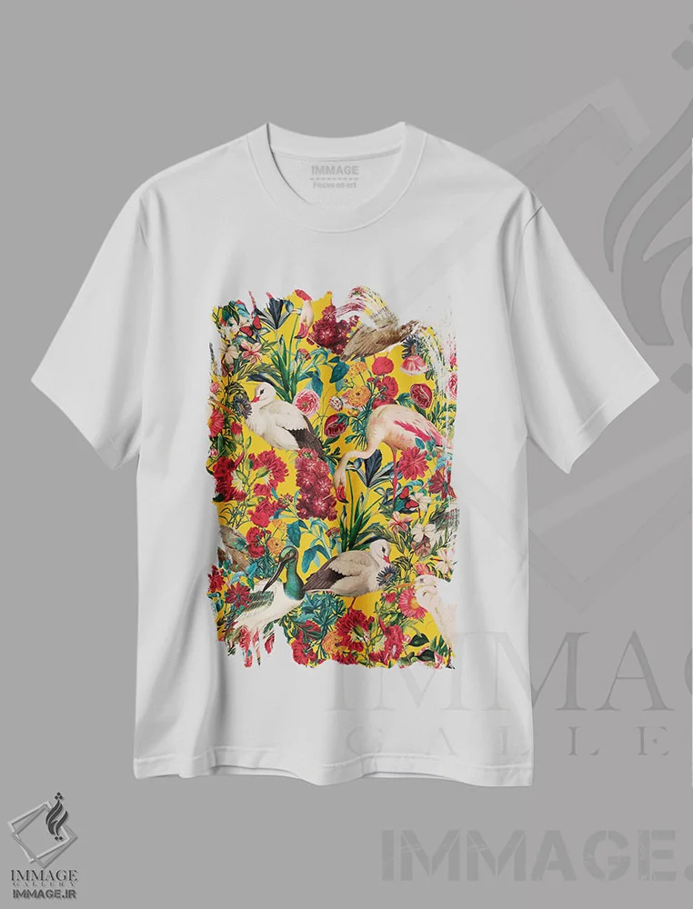 تیشرت سفید طرح دار گل ها و پرندگان XVIII، دکور بوهمی اثر برجو کورکماز یورک | immage.ir