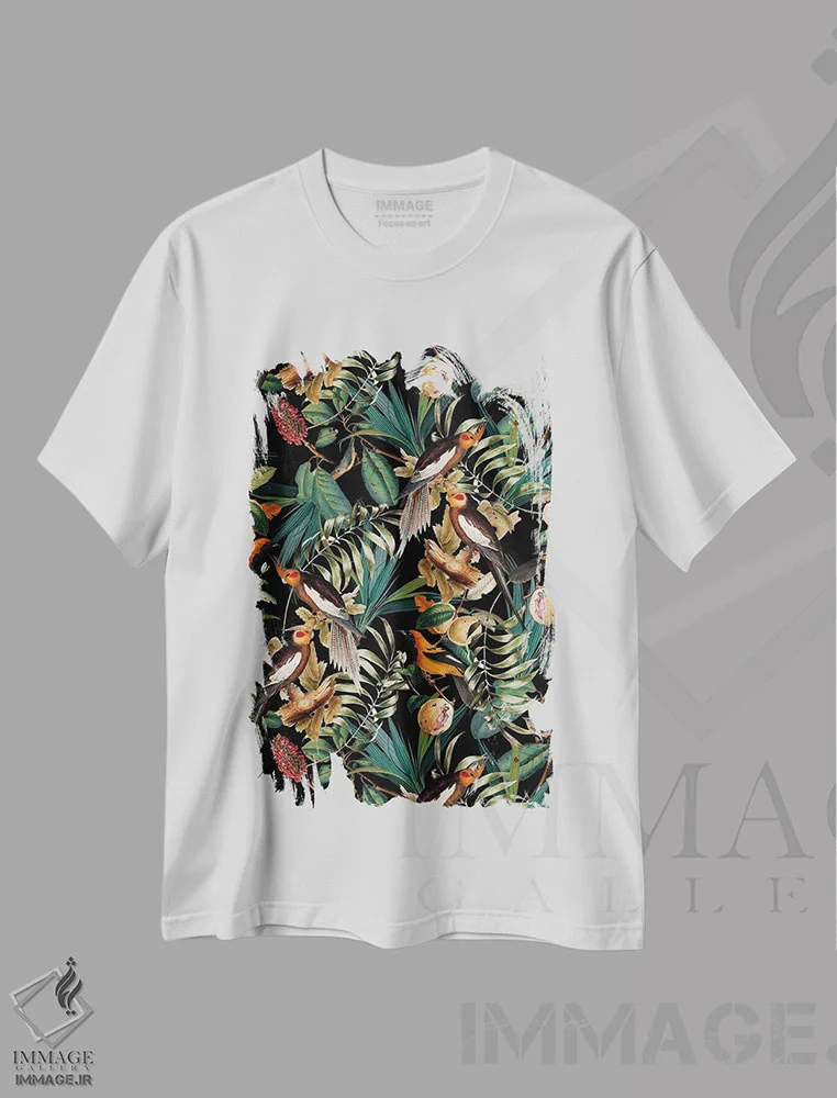 تیشرت سفید طرح دار شب باغ قدیمی گل و پرندگان، هنر دیجیتال اثر برجو کورکماز یورک | immage.ir