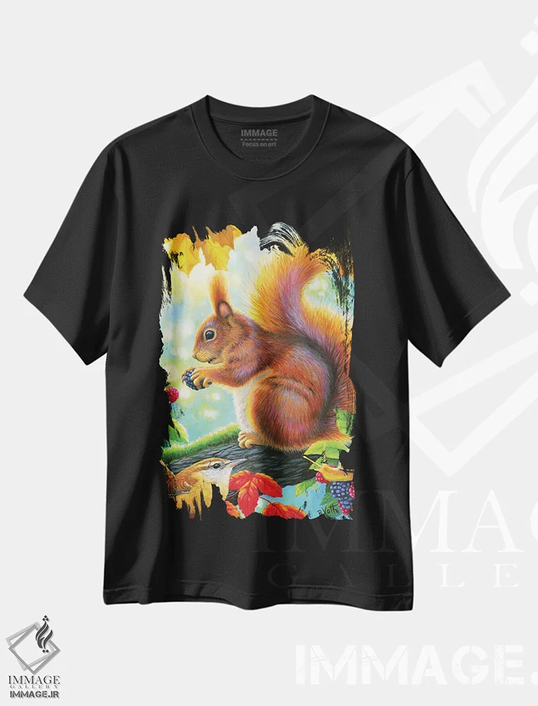تیشرت مشکی طرح دار خوشحال از میوه های جنگلی، هنر دیجیتال اثر بریجت واث | فروشگاه ایماژ