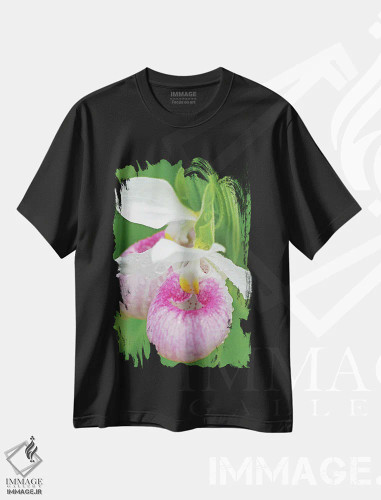 تیشرت مشکی طرح دار کفشکی های بانوی نمایشی، مدیوم اثر برایان ولف | فروشگاه ایماژ