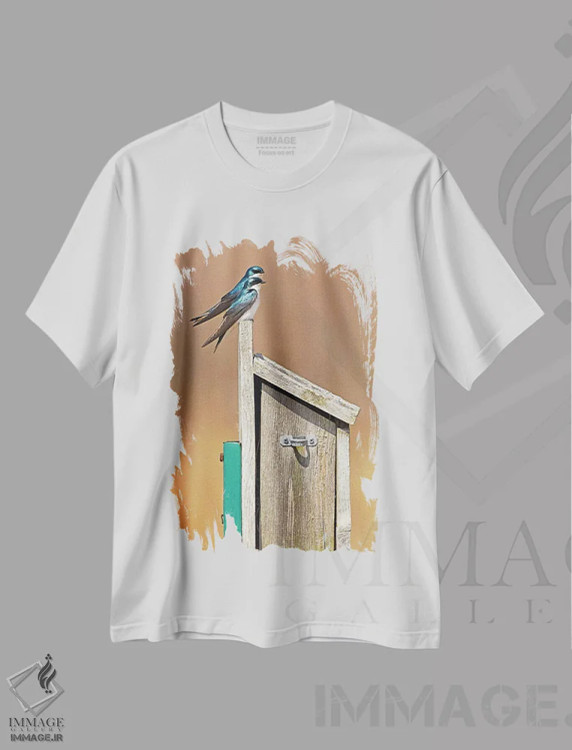 تیشرت سفید طرح دار نشستن روی ایوان، مدیوم اثر برایان ولف | فروشگاه ایماژ