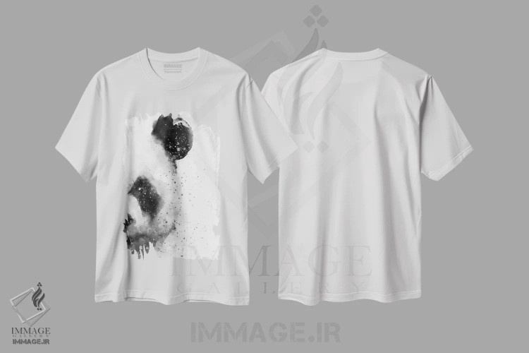تیشرت سفید طرح دار پاندا در حالت آماده باش، مدیوم اثر براندون وانگ | immage.ir