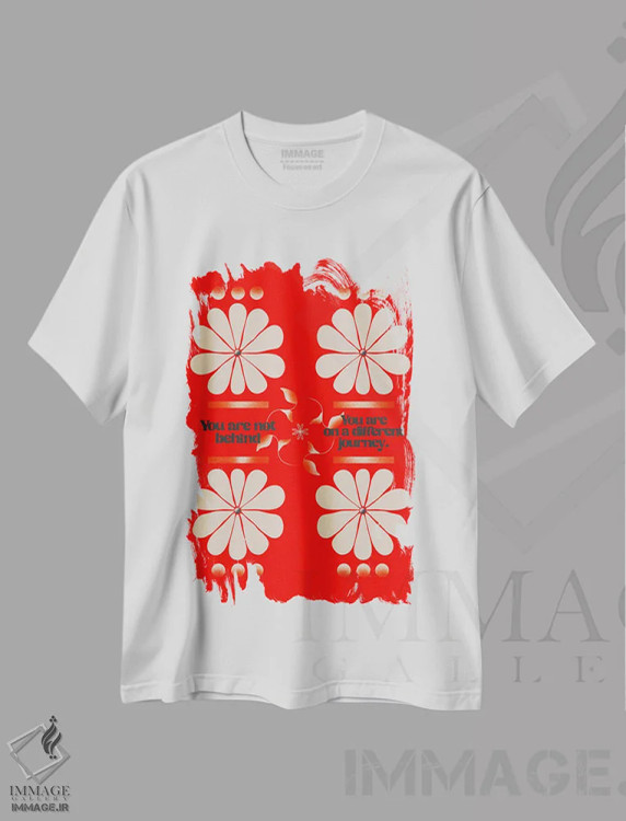 تیشرت سفید طرح دار سفر، تزئینی اثر بست ورلد اثر سیرا کیلن | immage.ir