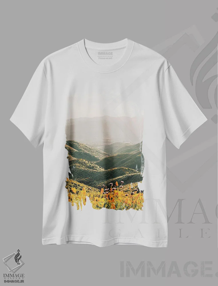 تیشرت سفید طرح دار پالومار، مدیوم اثر کریستا برادوی | immage.ir