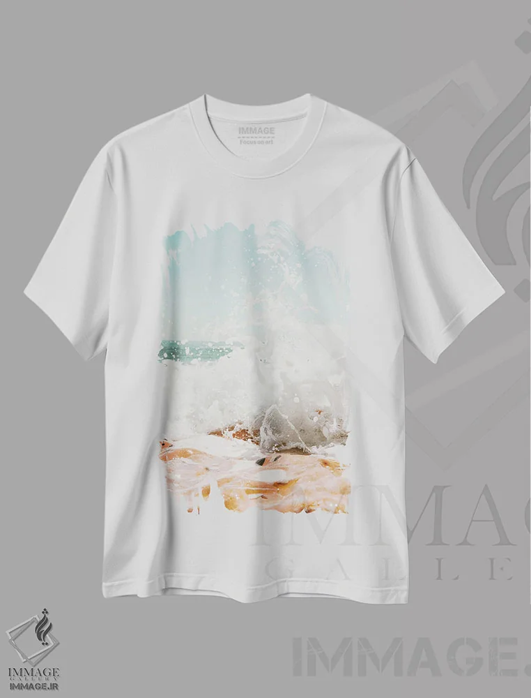 تیشرت سفید طرح دار کروزو، مدیوم اثر کریستا برادوی | immage.ir
