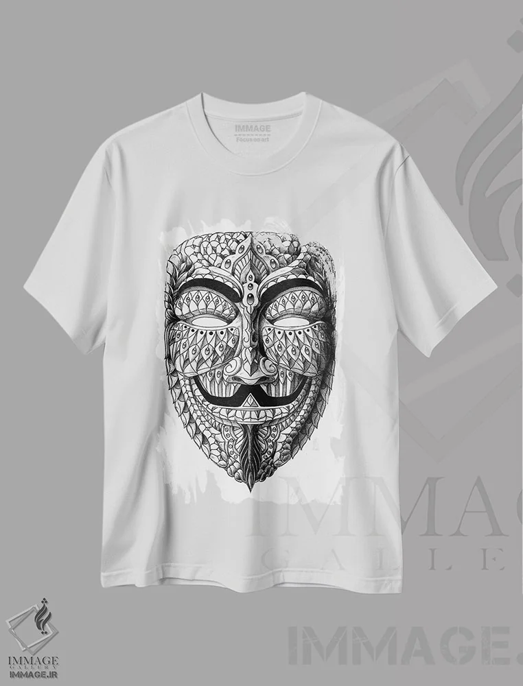تیشرت سفید طرح دار نقاب ناشناس، دکوراسیون جایگزین اثر بیوورکز | فروشگاه ایماژ