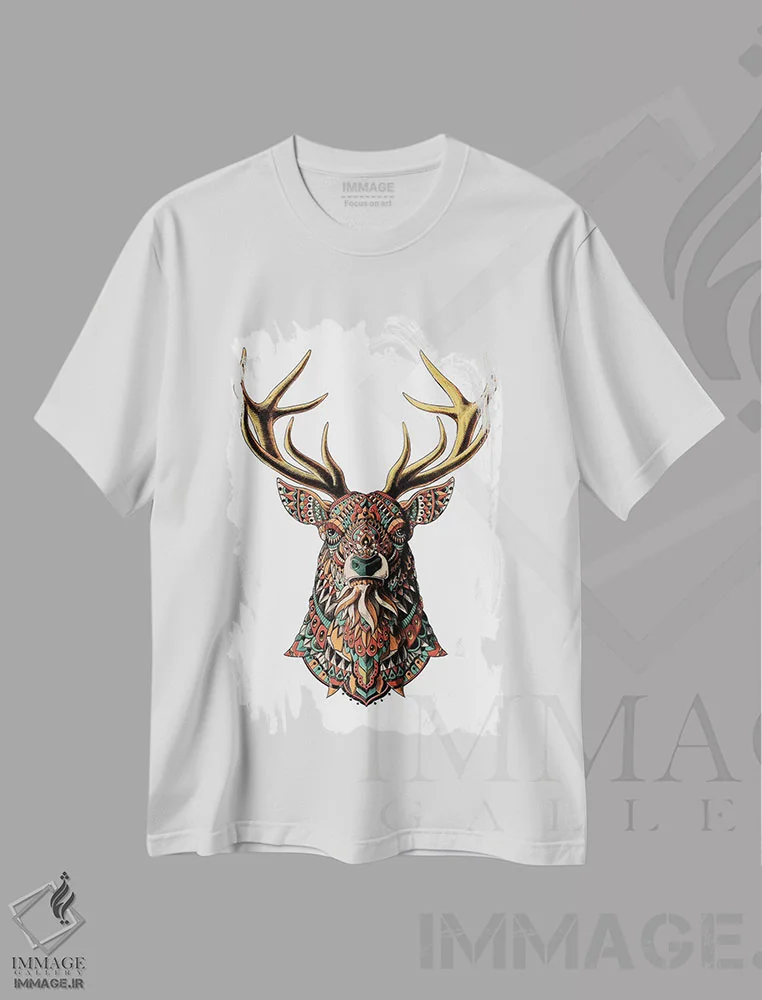 تیشرت سفید طرح دار گوزن نر تزیینی رنگی شماره ۲، دست نقاشی و طراحی دستی اثر بیوورکز | immage.ir