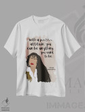 تیشرت سفید طرح دار نقل قول سلنا کوئینتانیلا، تزئینی اثر برینی پرینتیبلز | immage.ir