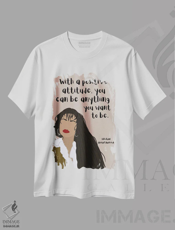تیشرت سفید طرح دار نقل قول سلنا کوئینتانیلا، تزئینی اثر برینی پرینتیبلز | immage.ir
