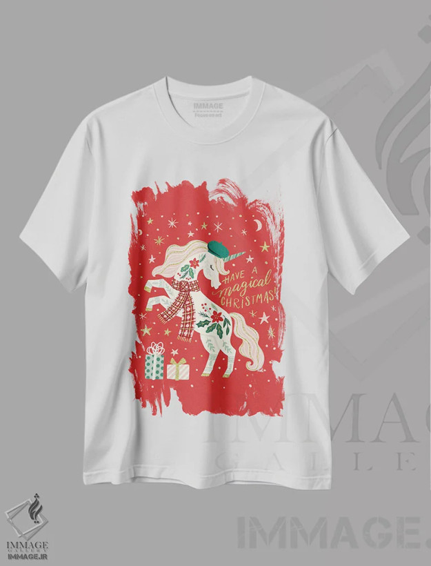 تیشرت سفید طرح دار کریسمس جادویی ۲، تابلو و عبار ت های کریسمسی اثر کارولین آلفردز | فروشگاه ایماژ