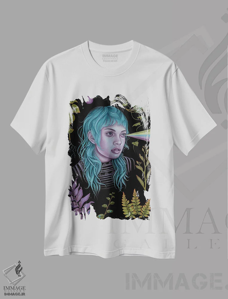 تیشرت سفید طرح دار لکه های گیاهی، دکوراسیون جایگزین اثر کایا کوپمن | فروشگاه ایماژ