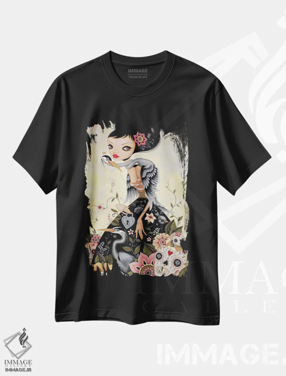تیشرت مشکی طرح دار هرونداس خوش یمن، هنر فاخر معاصر اثر کایا کوپمن | immage.ir