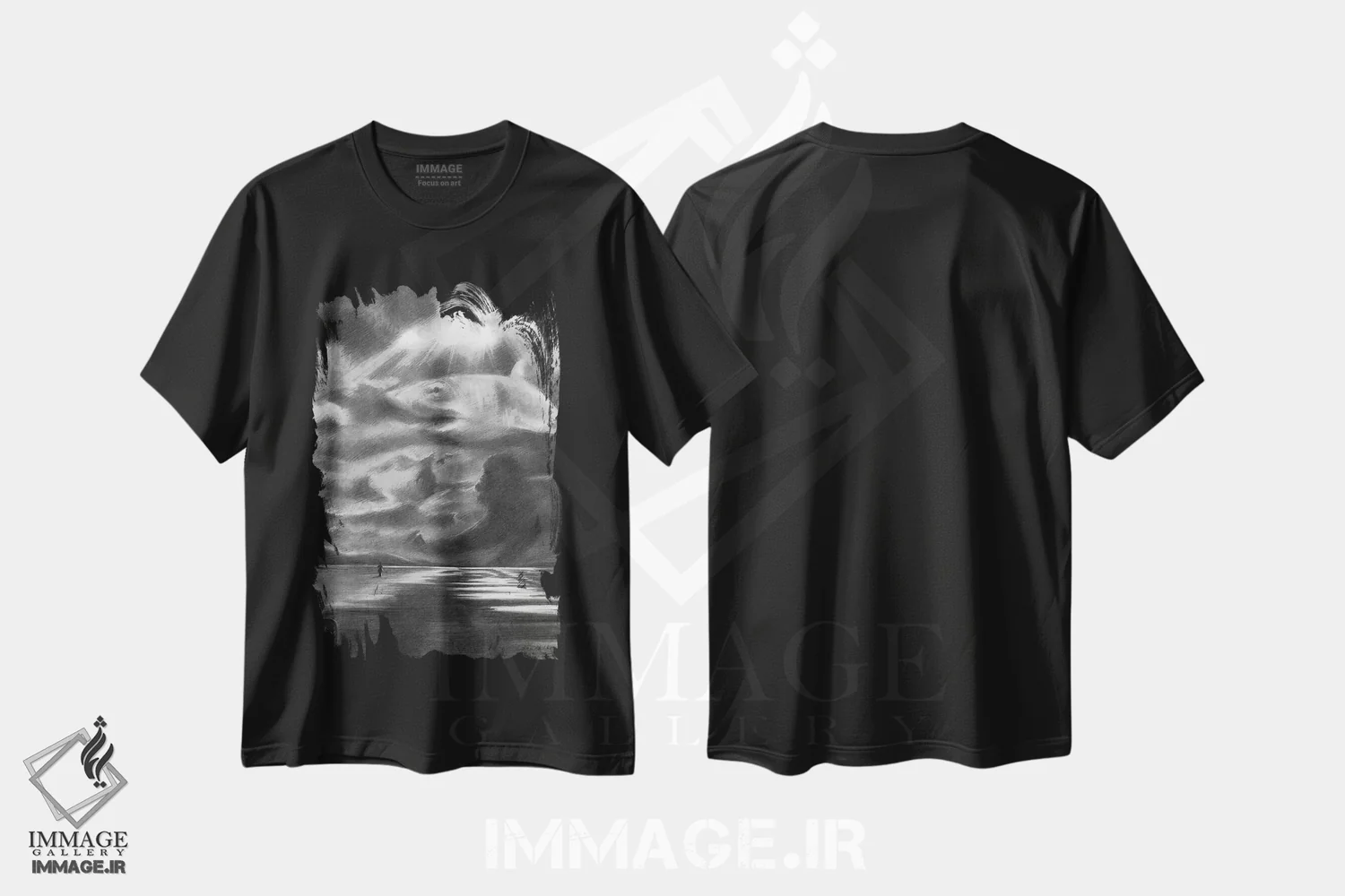 تیشرت مشکی طرح دار یک روز در ساحل، هنر فاخر معاصر اثر کُرنه آکرز | immage.ir