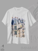 تیشرت سفید طرح دار نمای آپارتمان پاریس، مدیوم اثر کارینا اوکولا | فروشگاه ایماژ