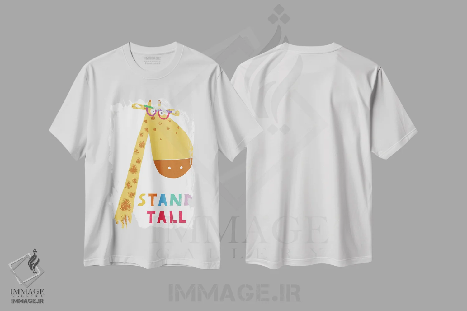 تیشرت سفید طرح دار سرافراز باش، هنر دیجیتال اثر کارلا دالی | immage.ir