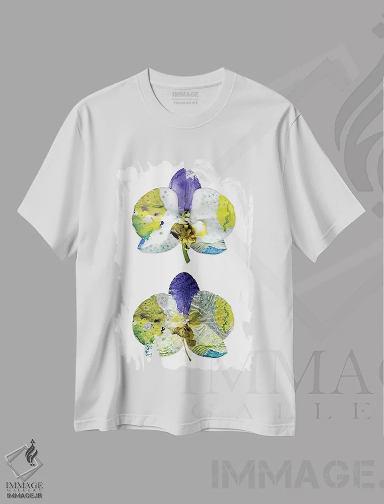 تیشرت سفید طرح دار تنهایی، دکور معاصر اثر کایِنا بلانکا | فروشگاه ایماژ