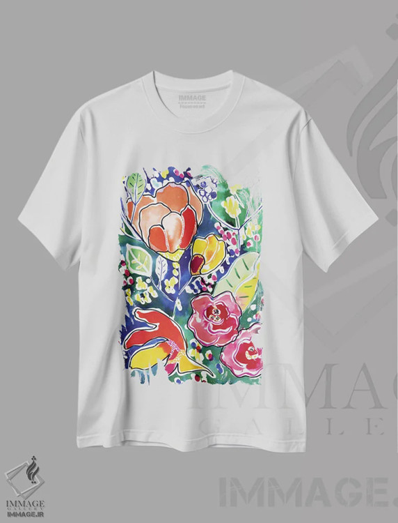 تیشرت سفید طرح دار باغ گرمسیری، دکور معاصر اثر کایِنا بلانکا | immage.ir