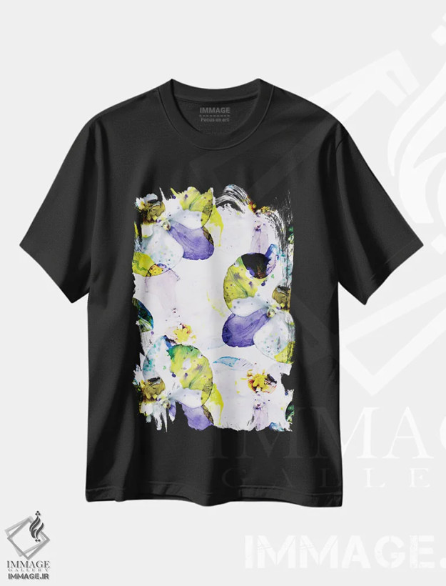 تیشرت مشکی طرح دار شکوفهٔ زودهنگام، دکور معاصر اثر کایِنا بلانکا | فروشگاه ایماژ