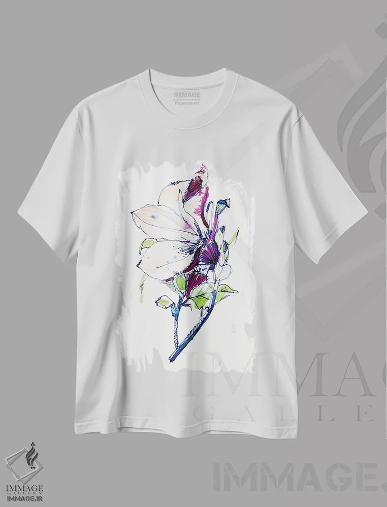 تیشرت سفید طرح دار طرح گل، دکور معاصر اثر کایِنا بلانکا | فروشگاه ایماژ
