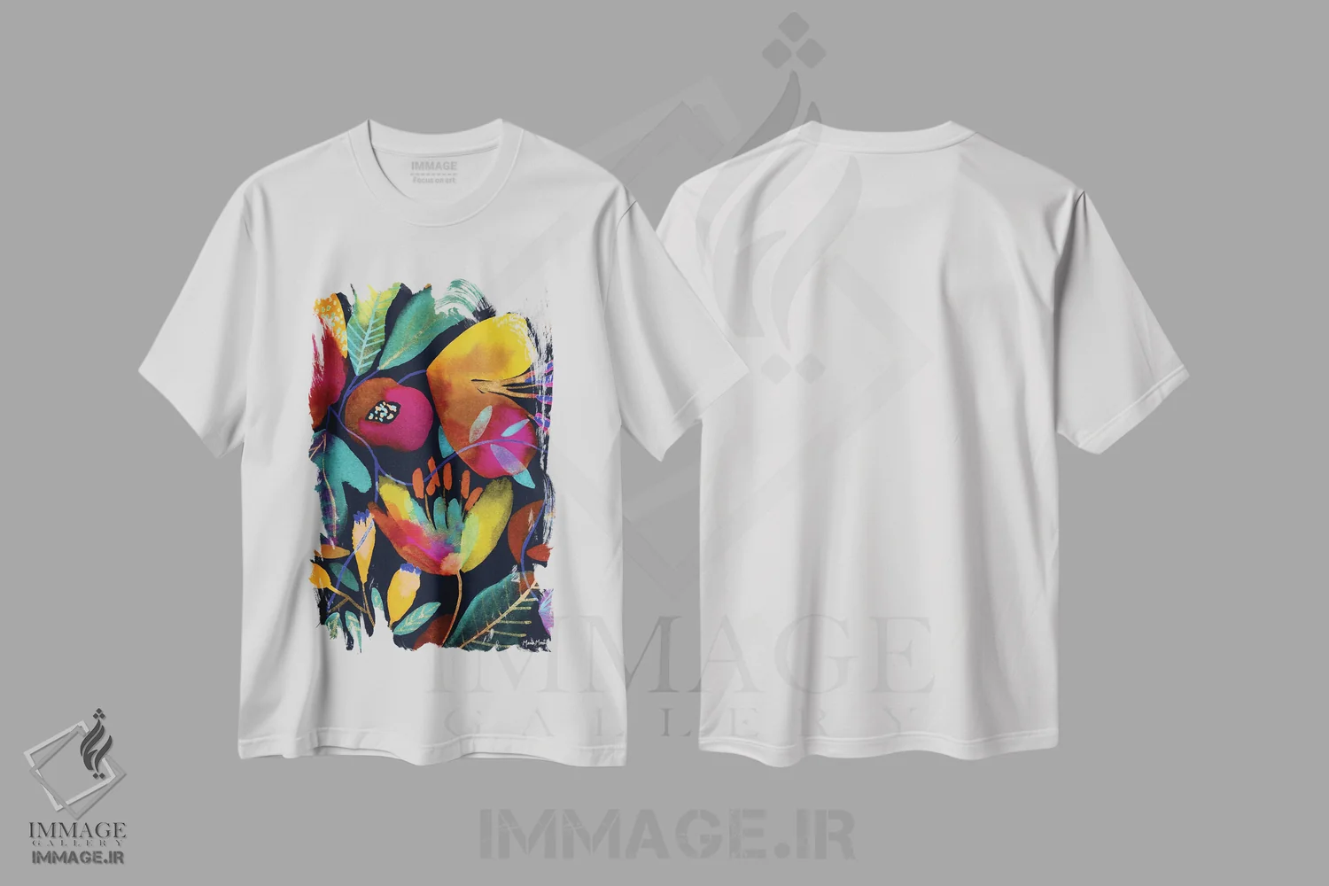 تیشرت سفید طرح دار طلایی، دکور بوهمی اثر کایِنا بلانکا | فروشگاه ایماژ