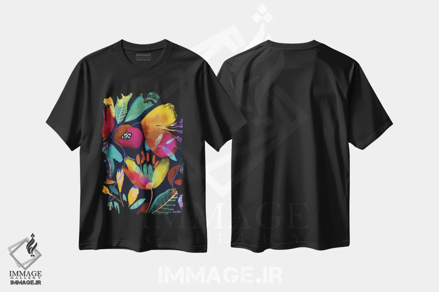 تیشرت مشکی طرح دار طلایی، دکور بوهمی اثر کایِنا بلانکا | immage.ir