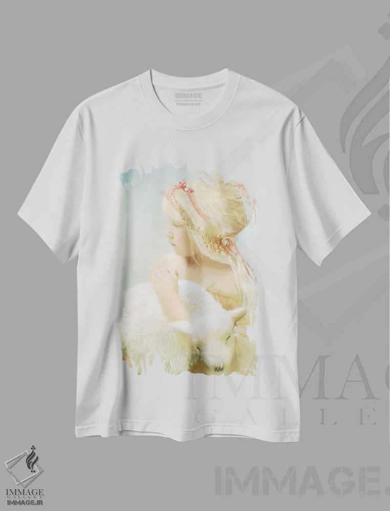 تیشرت سفید طرح دار مری یک برهٔ کوچک داشت، هنر دیجیتال اثر شارلوت بیرد | immage.ir