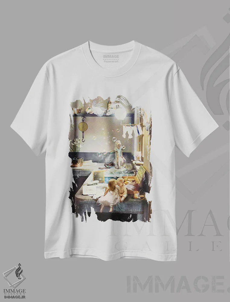 تیشرت سفید طرح دار غم های روز شستشو، هنر دیجیتال اثر شارلوت بیرد | immage.ir