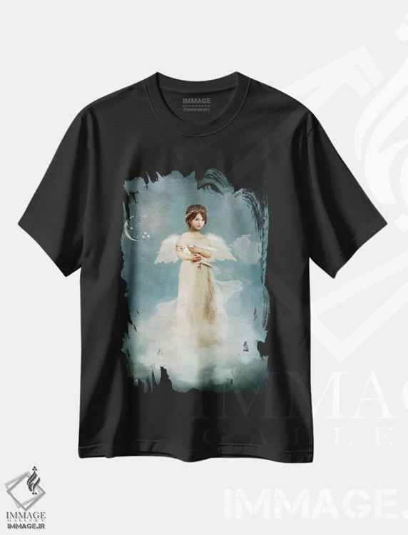 تیشرت مشکی طرح دار فرشتهٔ عشق حقیقی، هنر دیجیتال اثر شارلوت بیرد | immage.ir