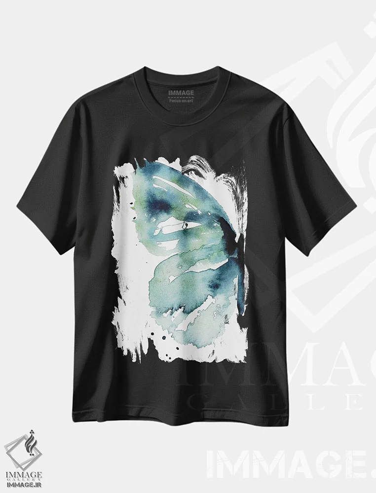 تیشرت مشکی طرح دار نیمهٔ پروانهٔ آبی، مدیوم اثر کلودیا بیانکی | immage.ir