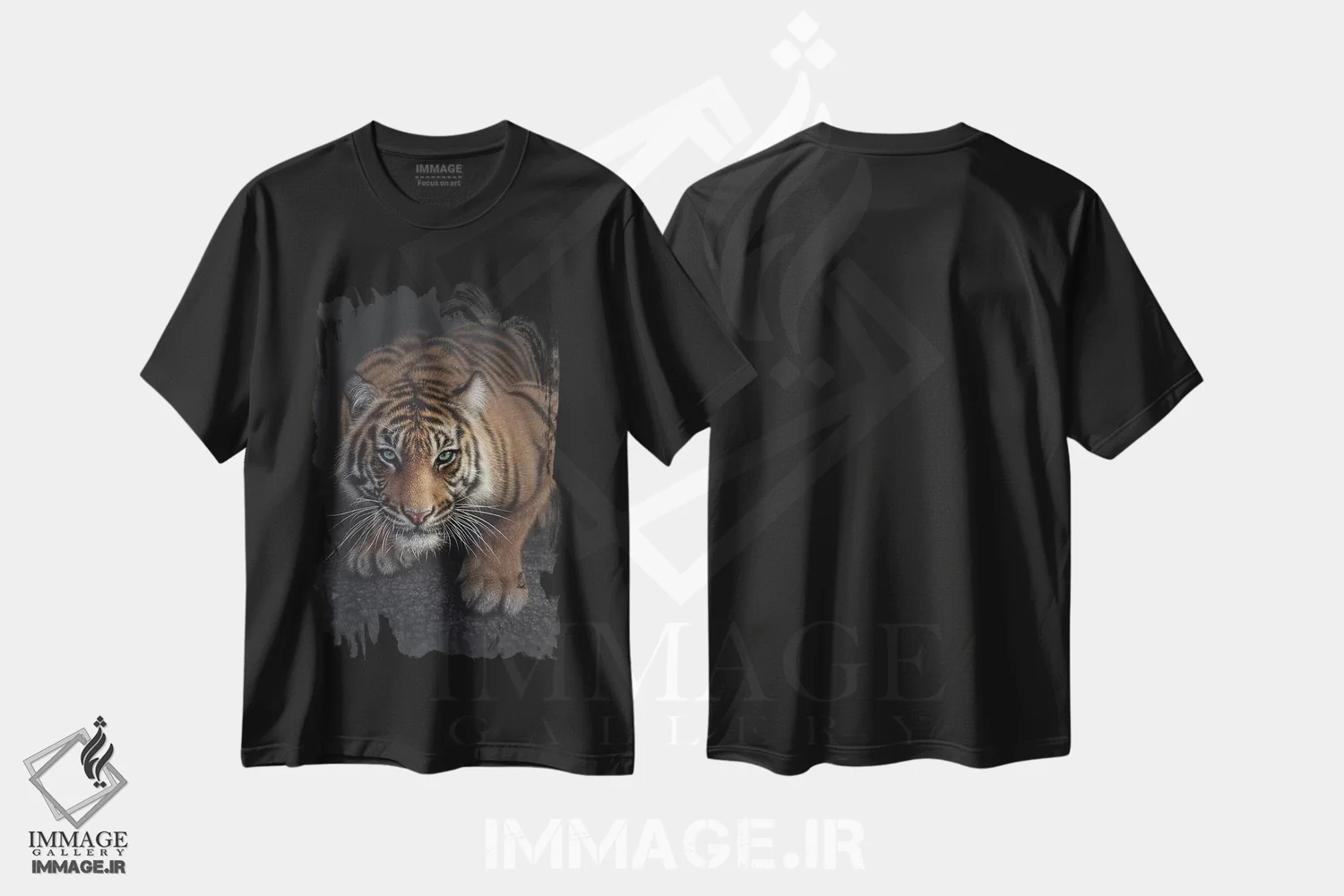 تیشرت مشکی طرح دار ببر کمین کرده، هنر فاخر معاصر اثر کالین بوگل | immage.ir