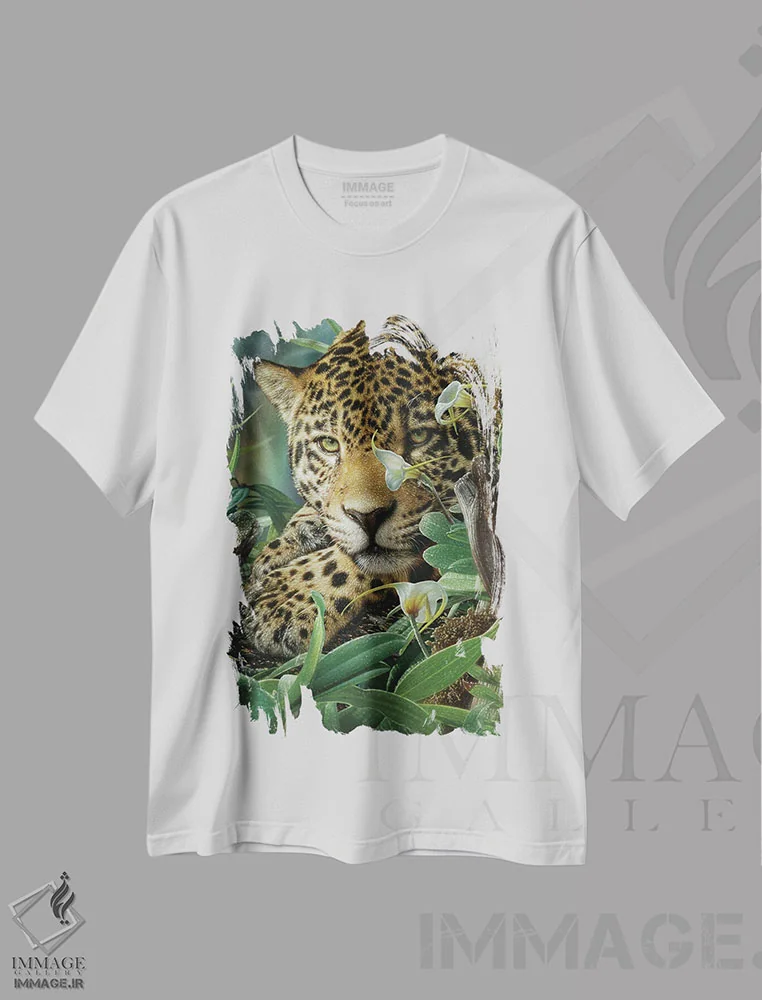 تیشرت سفید طرح دار پناهگاه جگوار، هنر فاخر معاصر اثر کالین بوگل | فروشگاه ایماژ