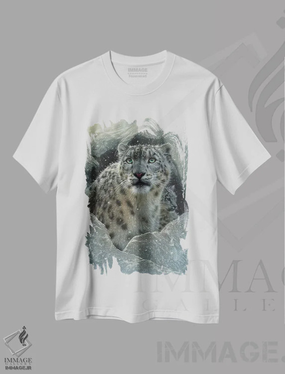 تیشرت سفید طرح دار قلعهٔ پلنگ برفی، هنر فاخر معاصر اثر کالین بوگل | فروشگاه ایماژ