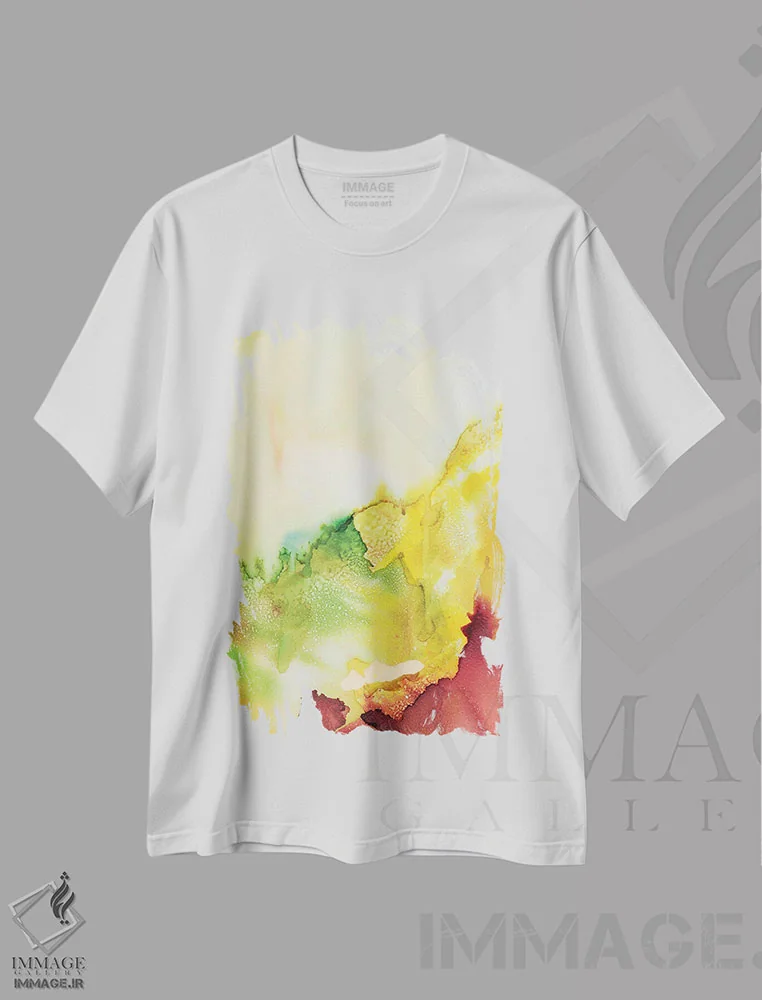 تیشرت سفید طرح دار نزدیکی دوم اثر جویس کومبز | immage.ir