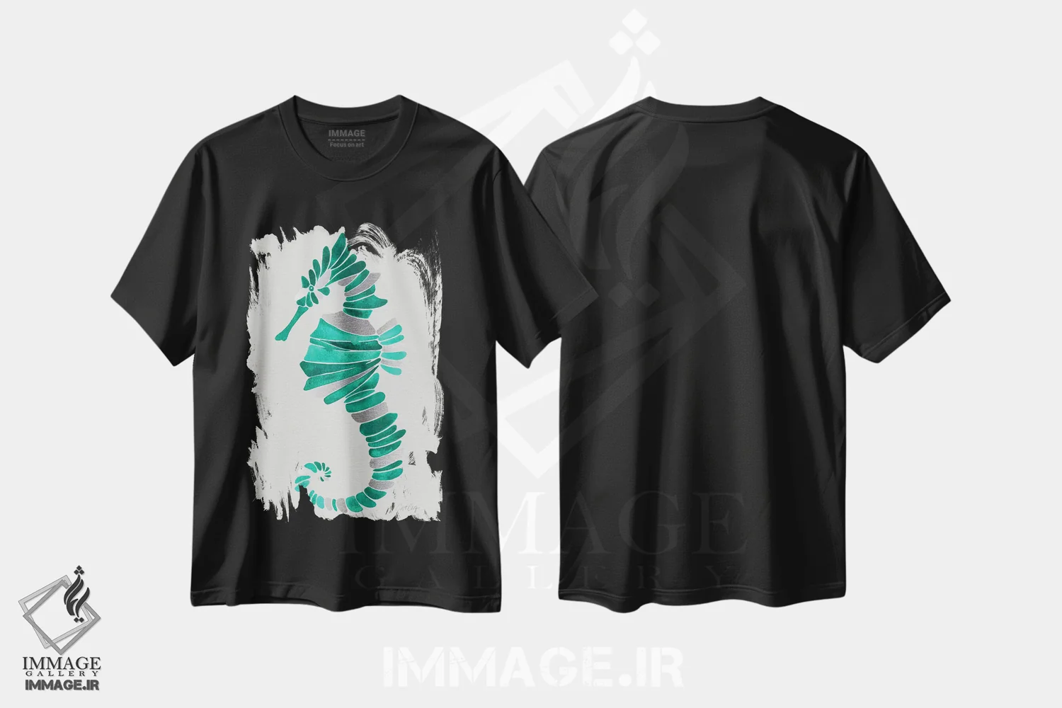 تیشرت مشکی طرح دار اسب دریایی تنها، دکور ساحلی اثر کت کوکیلت | immage.ir
