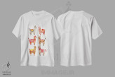 تیشرت سفید طرح دار آلپاکاها، دکور بوهمی اثر کت کوکیلت | فروشگاه ایماژ