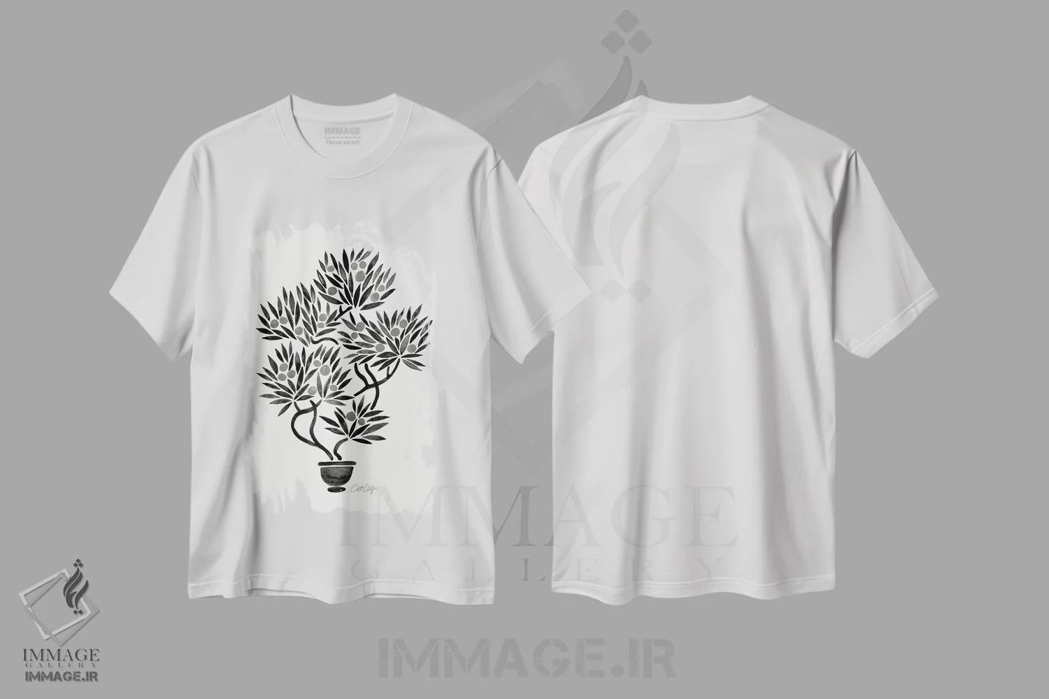 تیشرت سفید طرح دار بونسای سیاه و نارنجی، دکور آسیایی اثر کت کوکیلت | immage.ir