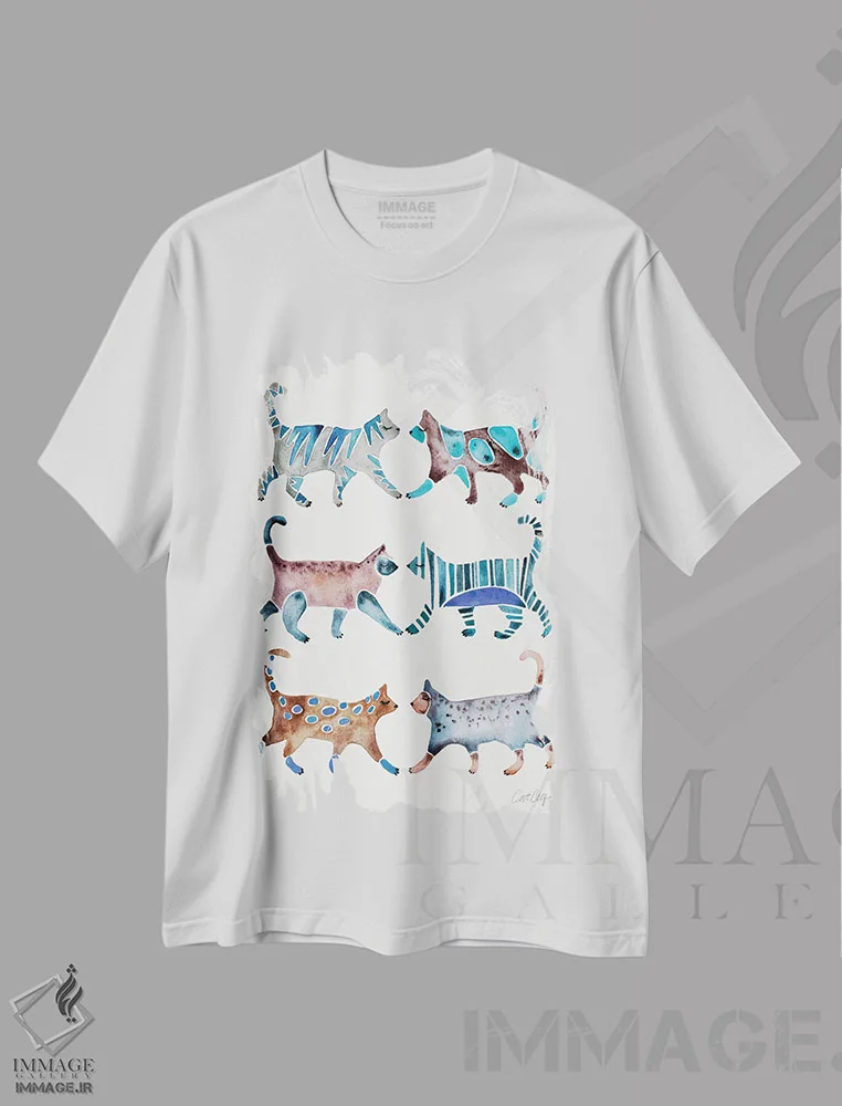 تیشرت سفید طرح دار مجموعه گربه های آبی و قهوه ای، تزئینی اثر کت کوکیلت | immage.ir