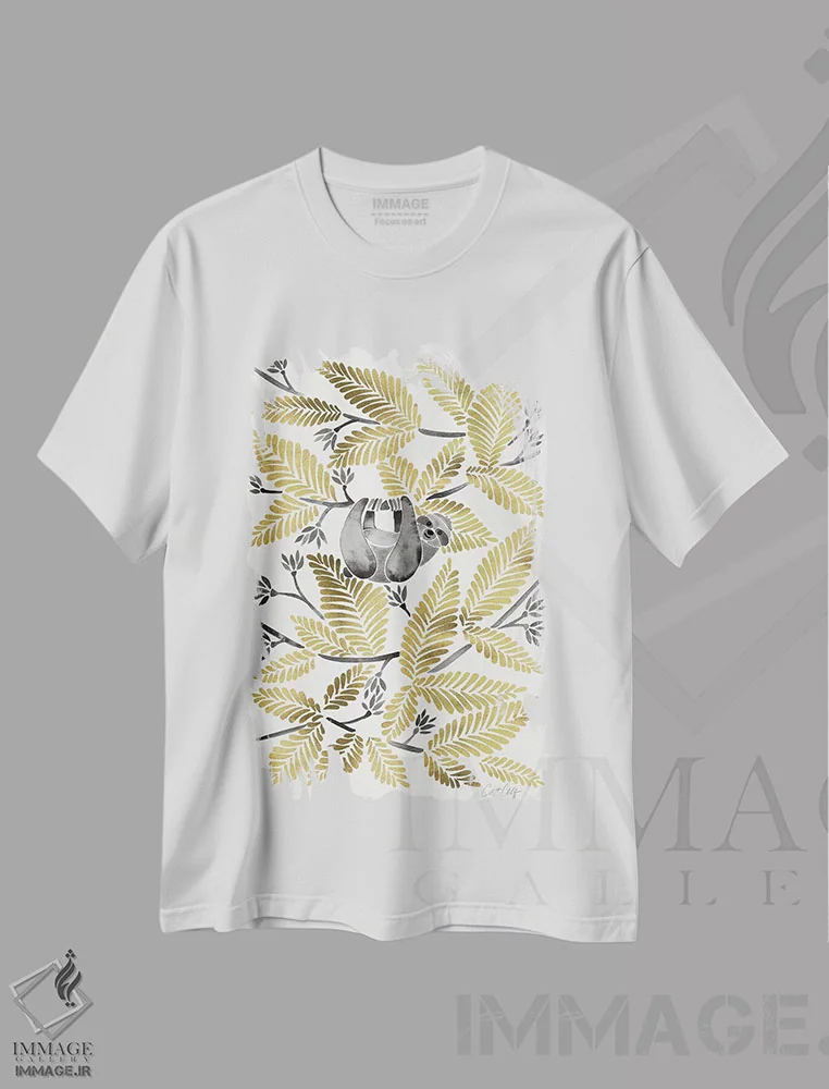 تیشرت سفید طرح دار تنبل طلایی، تزئینی اثر کت کوکیلت | immage.ir