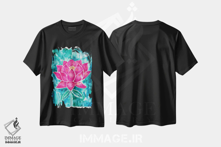 تیشرت مشکی طرح دار شکوفه نیلوفر روی زمینه ارغوانی، دکور آسیایی اثر کت کوکیلت | immage.ir