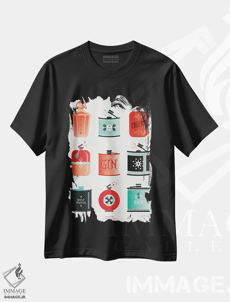 تیشرت مشکی طرح دار بطری های سرخابی فیروزه ای، تزئینی اثر کت کوکیلت | immage.ir