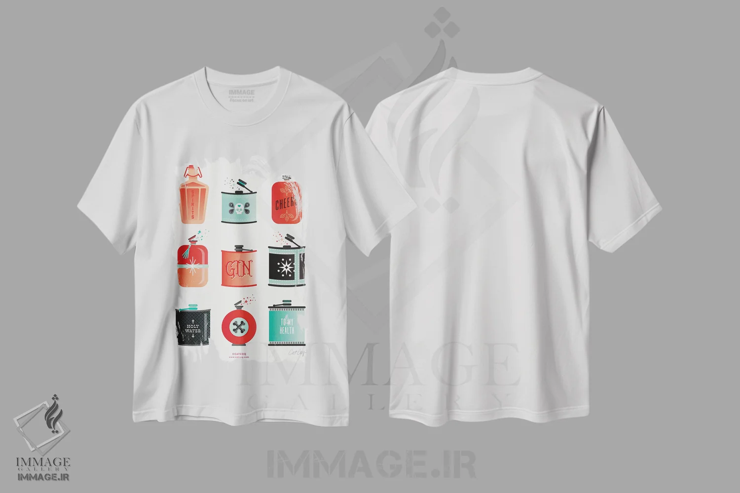 تیشرت سفید طرح دار بطری های سرخابی فیروزه ای، تزئینی اثر کت کوکیلت | فروشگاه ایماژ