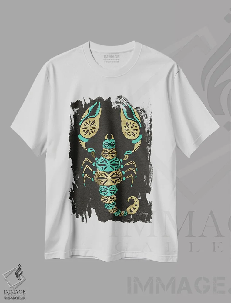 تیشرت سفید طرح دار عقرب فیروزه ای مشکی، تزئینی اثر کت کوکیلت | immage.ir
