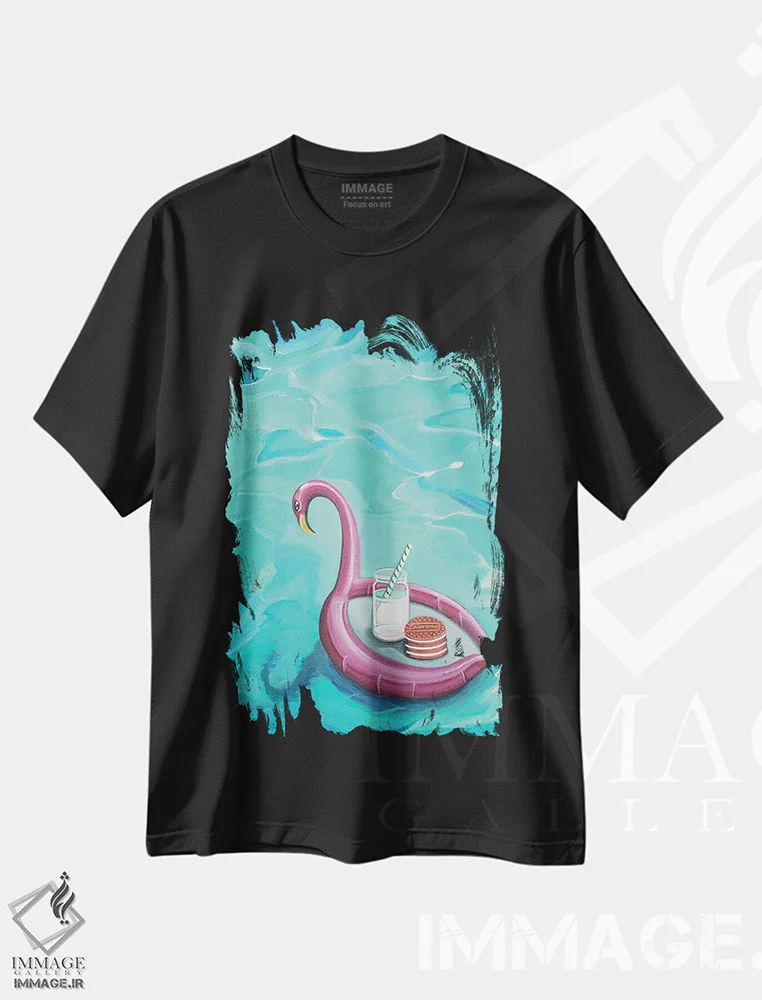 تیشرت مشکی طرح دار کلوچه های اوریو سوپریم روی آب استخر شناور، هنر فاخر معاصر اثر سیسی گیدی | فروشگاه ایماژ