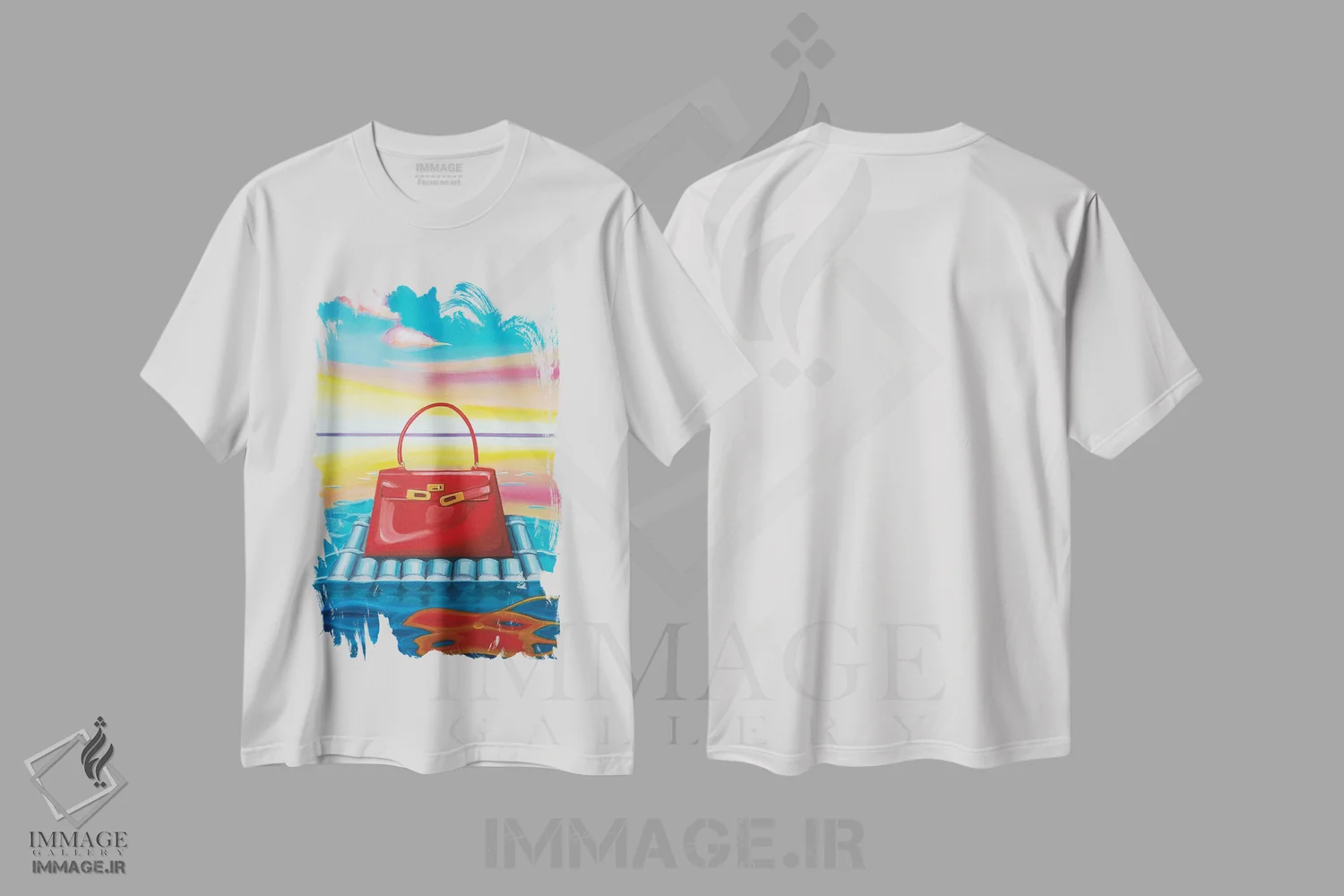 تیشرت سفید طرح دار کِلی روی قایق بادی شناور، هنر فاخر معاصر اثر سیسی گیدی | فروشگاه ایماژ