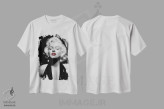 تیشرت سفید طرح دار مرلین با تاپ گردنی و لب های قرمز، هنر دیجیتال اثر کریس کنسانی | immage.ir